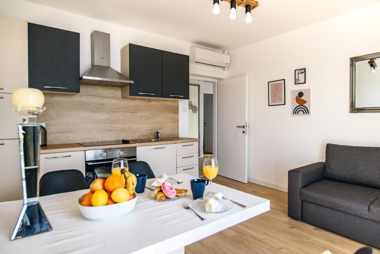 Aurora Seaview Apartment Млини Экстерьер фото